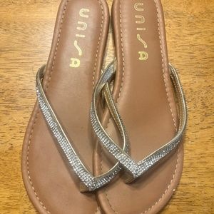 Women’s sandals